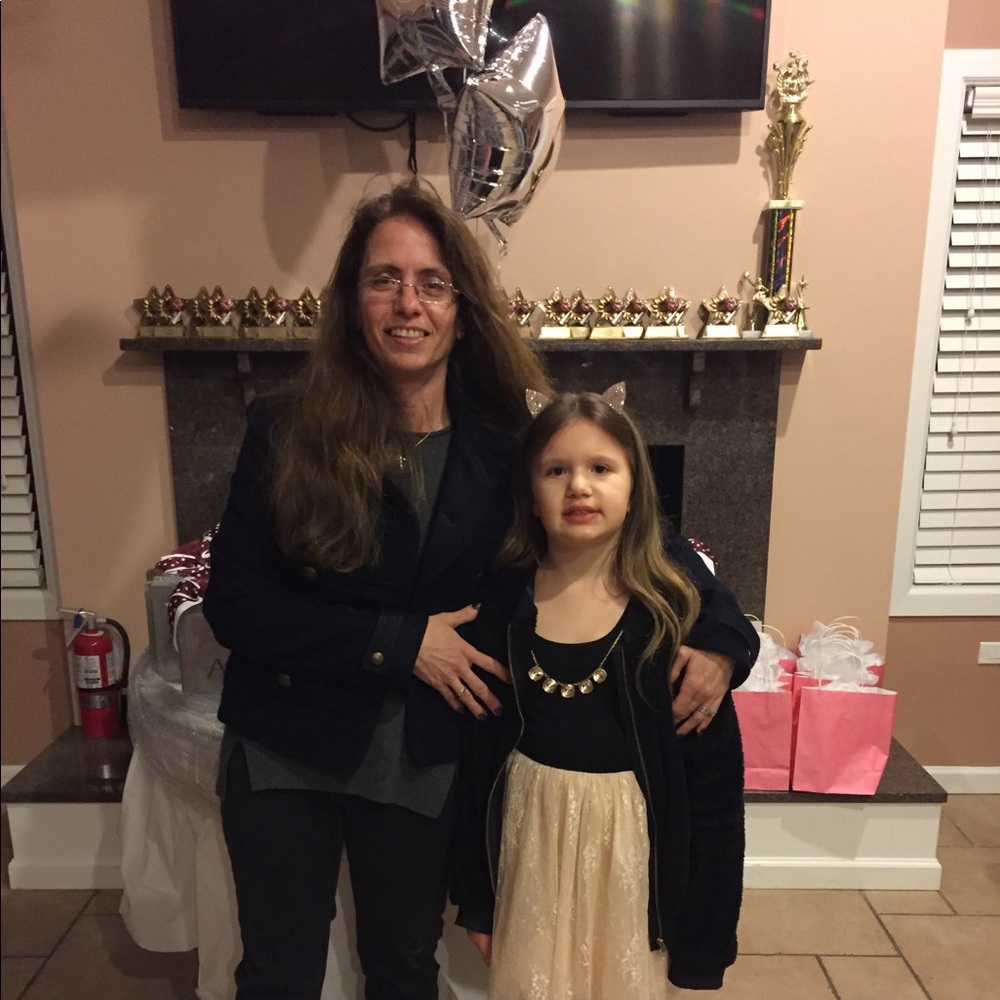 Meet your Posher, Catherine